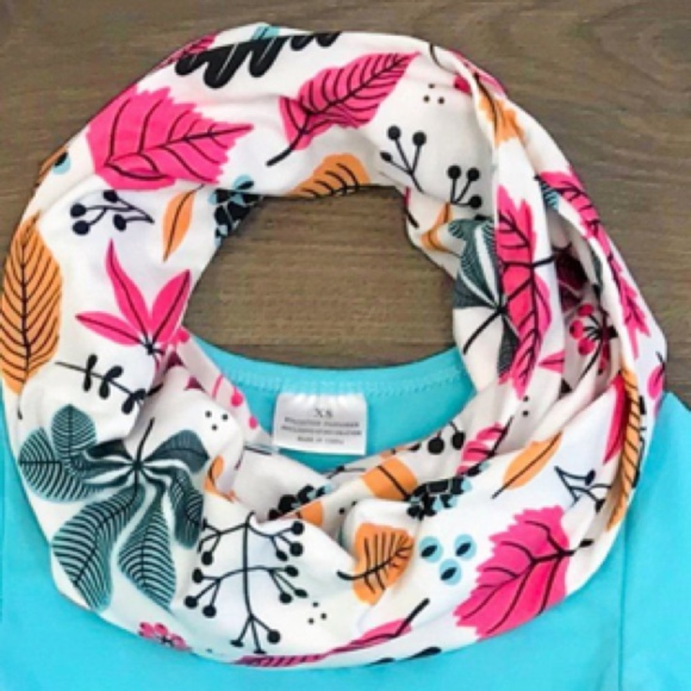 Top, Pants & Scarf Turquoise w/ leaves Sz 8 - Picture 2 of 4